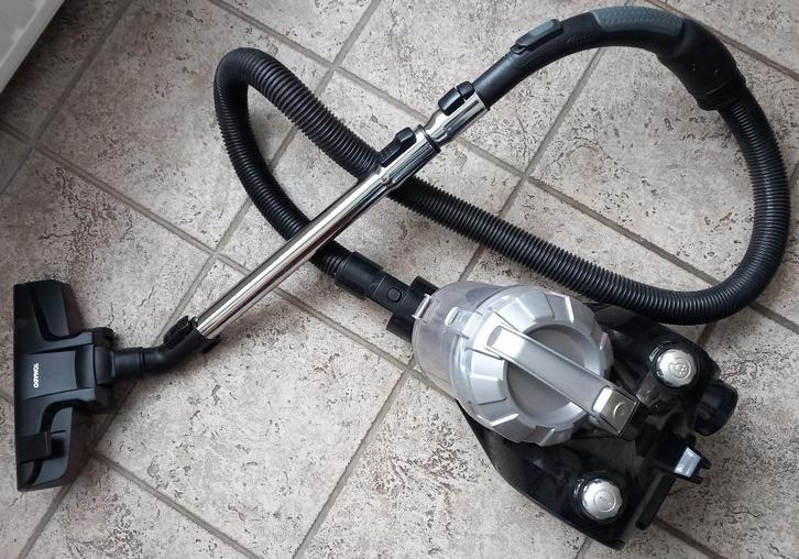 Tomado stofzuiger TVC2001b, Witgoed en Apparatuur, Stofzuigers, Gebruikt, Stofzuiger, Minder dan 1200 watt, Reservoir, Ophalen