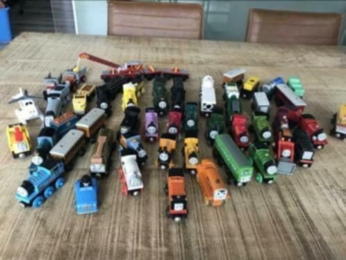 thomas de trein houten treinen wagonnen voertuigen, Kinderen en Baby's, Speelgoed | Thomas de Trein, Zo goed als nieuw, Ophalen of Verzenden