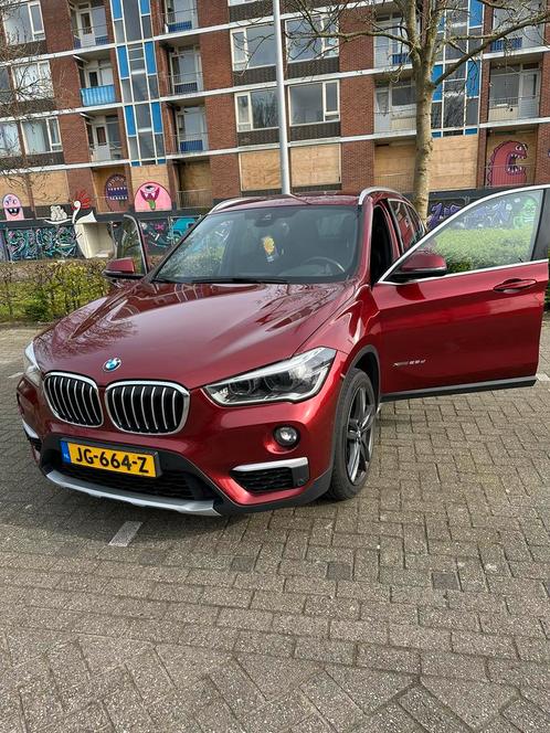 BMW X1 2.0 D Xdrive 25D AUT 2016 Rood, 231PK!, Auto's, BMW, Particulier, X1, 4x4, ABS, Adaptive Cruise Control, Airbags, Airconditioning