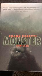 Frank Peretti - Monster. Christelijke thriller., Boeken, Thrillers, Gelezen, Ophalen of Verzenden, Nederland, Frank Peretti