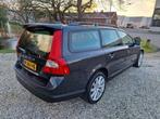 Volvo V70 2.0i benzine R-DESiGN airco LEDER xenon NAVi, Auto's, Voorwielaandrijving, Gebruikt, Zwart, Stationwagon