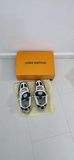 Louis Vuitton schoenen nieuw maat 41, Blauw, Ophalen of Verzenden, Louis Vuitton, Sneakers of Gympen