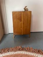Vintage Kledingkastje voor de pop, maileg huisje, Kinderen en Baby's, Speelgoed | Poppenhuizen, Ophalen of Verzenden, Gebruikt