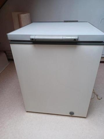 Vrieskist 66x69x85cm Marijnen 180 liter beschikbaar voor biedingen