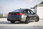 BMW 3-serie 318i High Executive M Sport | Facelift | LED | 1, Auto's, BMW, Alcantara, Handgeschakeld, 3 cilinders, Sedan