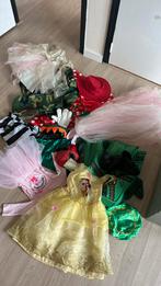 Kist met verkleedkleren jongen/meisje, Kinderen en Baby's, Carnavalskleding en Verkleedspullen, Ophalen, Zo goed als nieuw, Jongen of Meisje