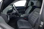 Volkswagen Touareg 3.0 TSi eHybrid 4MOTION | Nachtzicht | Tr, Automaat, Gebruikt, 2995 cc, Met garantie (alle)