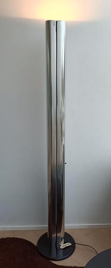 Artemide Megaron vloerlamp beschikbaar voor biedingen