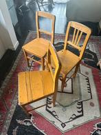 Vandijk & ko houten stoeltjes 3 stuks neeflouis, Huis en Inrichting, Stoelen, Drie, Ophalen of Verzenden, Bruin, Hout