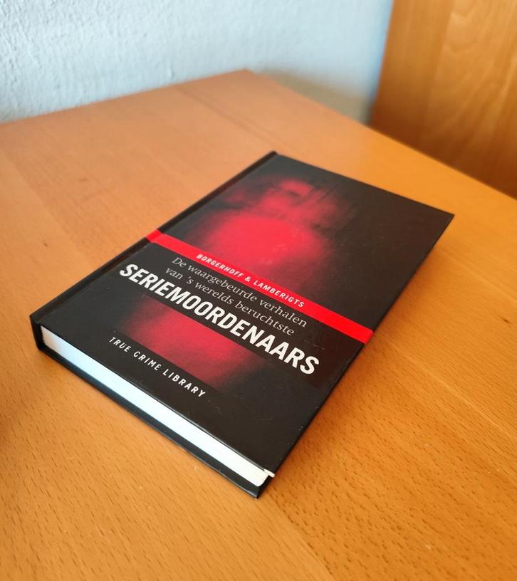 Seriemoordenaars [N803.2242]1, Boeken, Politiek en Maatschappij, Nederland, Ophalen