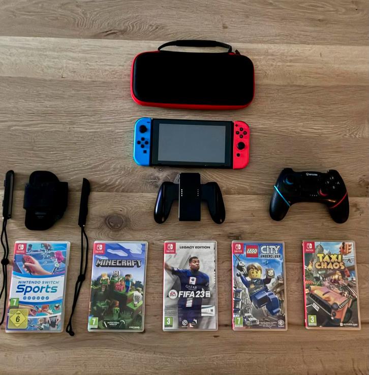 Nintendo Switch Pakket met 5 games + SD kaart, Spelcomputers en Games, Spelcomputers | Nintendo Switch, Zo goed als nieuw, Switch Original