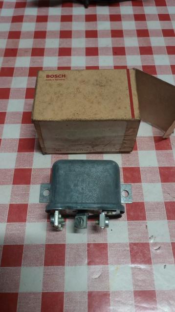 Bosch relais 24volt nieuw in doosje beschikbaar voor biedingen