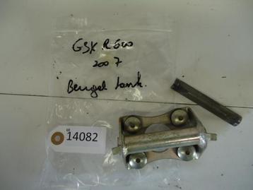 GSXR600 2006 - 2007 Suzuki Beugel Beugel tank D1-11798 beschikbaar voor biedingen