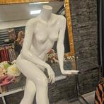 Elegante etalagepop, Ophalen of Verzenden