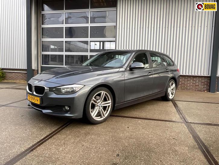 BMW 3-serie Touring 318d Executive, Auto's, BMW, Bedrijf, Te koop, 3-Serie, ABS, Airbags, Airconditioning, Bluetooth, Boordcomputer