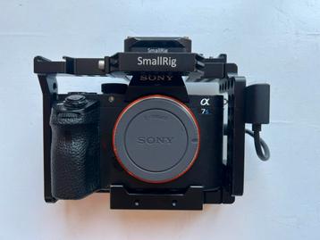 Sony A7Sii met accesoires beschikbaar voor biedingen