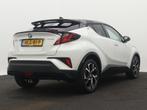 Toyota C-HR 1.8 Hybrid Bi Tone Limited | Navigatie | Apple C, Auto's, Stof, 4 cilinders, Met garantie (alle), Bedrijf