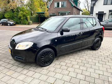 Skoda Fabia 1.2-12V Ambition 5 Drs Airco Isofix Trekha Navi beschikbaar voor biedingen