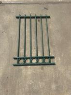 Groen stalen hekwerk – 110 x 75,5 cm – sierlijk en stevig, Ophalen, Nieuw, IJzer, Sierhekwerk