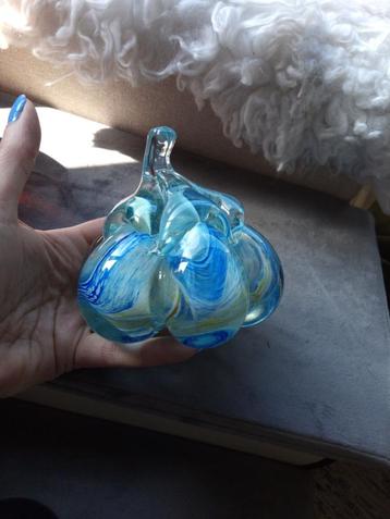 Glas object pompoen  beschikbaar voor biedingen