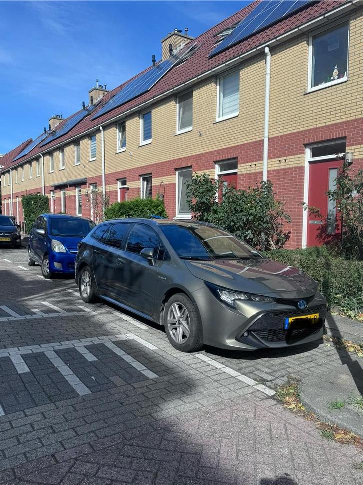 Toyota Corolla TS 1.8 Hybrid 122pk CVT 2022 Groen, Auto's, Toyota, Particulier, Corolla TS, Hybride Elektrisch/Benzine, Volledig hybride