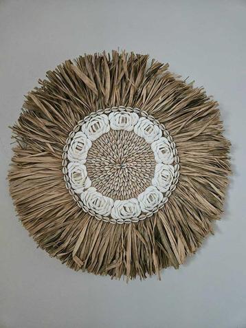 Raffia bunga schelp wanddecoratie 3 uit Bali beschikbaar voor biedingen