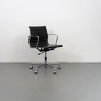 6x Vitra Eames EA 117 Bureaustoel Zwart Leer - Chroom, Niet ingevuld, Zwart, Niet ingevuld, Ophalen of Verzenden