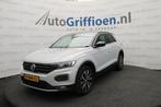 Volkswagen T-Roc 1.5 TSI Sport met licht tikje in de motor, Voorwielaandrijving, Stof, Euro 6, 4 cilinders