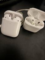 Twee Defecte Apple AirPods (1e/2e gen) voor onderdelen, Ophalen, Niet werkend, Draadloos
