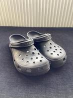 Crocs Classic Clog M11 valt als 44 28cm zwart inc. Jibbitz, Slippers, Crocs, Zwart, Ophalen of Verzenden