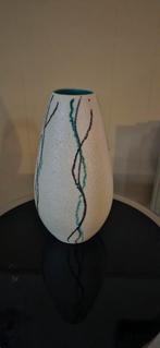 Vintage Vaas met Decoratief Design, Ophalen of Verzenden