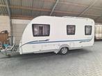 Adria Adora 472 LU, Caravans en Kamperen, 70 kg, 2 aparte bedden, Rondzit, Schokbreker