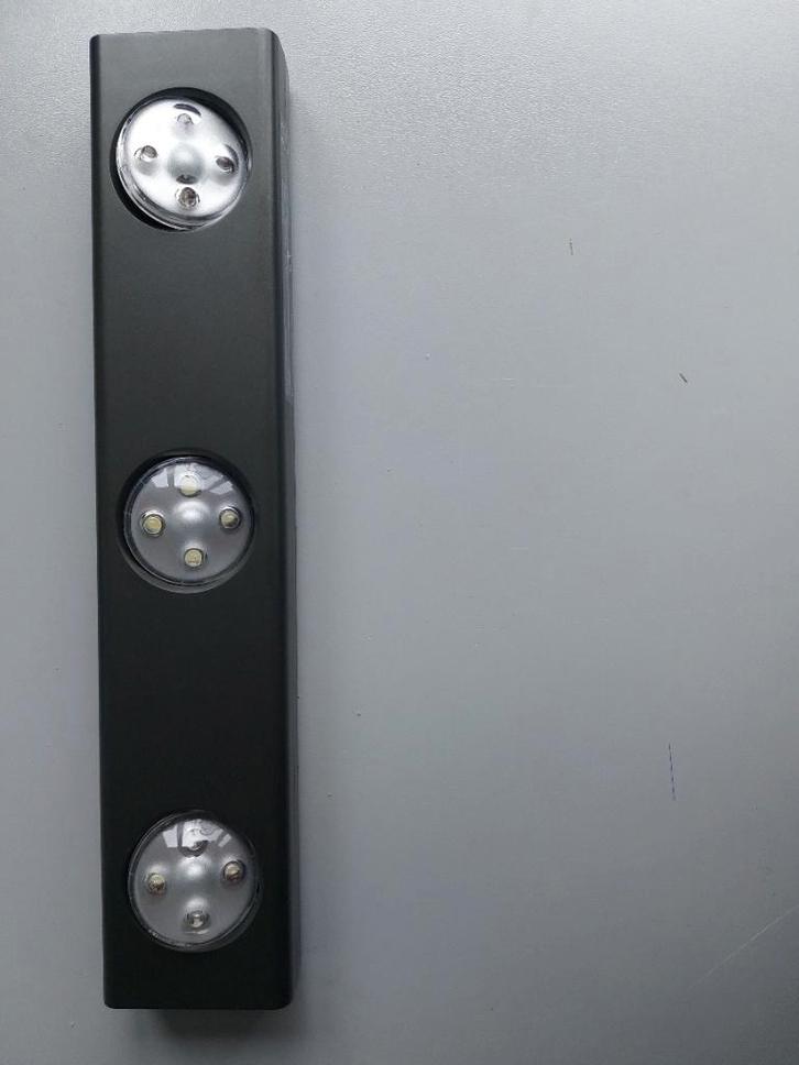 Livarno onderbouw LED lamp of kastlamp, Huis en Inrichting, Lampen | Wandlampen, Zo goed als nieuw, Ophalen of Verzenden