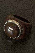 Bruine ring nieuw., Sieraden, Tassen en Uiterlijk, Ringen, Ophalen of Verzenden, Nieuw, Bruin