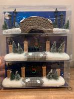 Kerstdorp Magic Villeage hek en poorten, Diversen, Kerst, Ophalen of Verzenden, Zo goed als nieuw