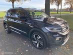 Volkswagen T-Cross 1.5 150PK I DSG I LED I R line I 18 Inch, Auto's, Zwart, 4 cilinders, 150 pk, Zwart