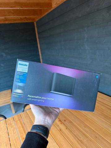 Philips Hue White & Color Ambiance Outdoor Wandlamp Nieuw beschikbaar voor biedingen