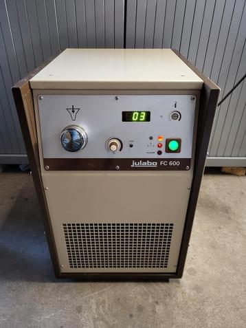 Chiller verwarmingsmantel en rondbodemkolven beschikbaar voor biedingen