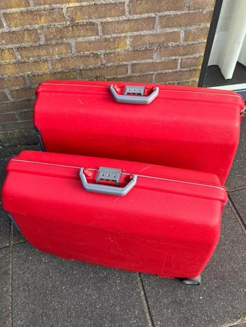 Koffer Samsonite | set van 2 | rood | klaar voor vertrek ! beschikbaar voor biedingen