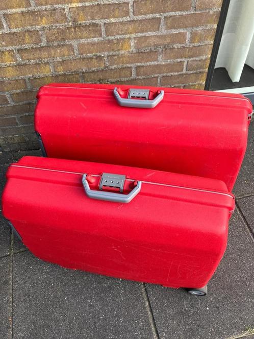 Koffer Samsonite | set van 2 | rood | klaar voor vertrek !, Sieraden, Tassen en Uiterlijk, Koffers, Gebruikt, Hard kunststof, 70 cm of meer