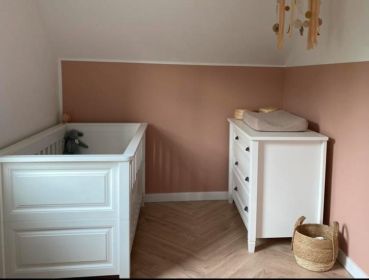 TWF babykamer Marbella kast, commode ledikant 70x140, dekbed, Kinderen en Baby's, Kinderkamer | Complete kinderkamers, Gebruikt