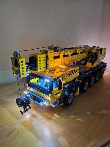 Technic Lego 42009 Mobiele kraan + verlichting beschikbaar voor biedingen