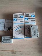 VIESSMANN 5030  KNIPPERINSTALLATIE 2 STUKS, Hobby en Vrije tijd, Modeltreinen | H0, Ophalen of Verzenden, Zo goed als nieuw, Gelijkstroom