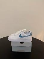 Nike Air Force 1 Low Blue Paisley 36, Wit, Nike, Nieuw, Ophalen of Verzenden