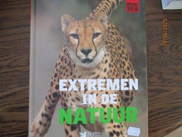 Extremen in de natuur - D. Burnie; D. Helton 9789064078231 beschikbaar voor biedingen