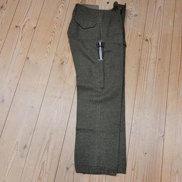 Zeldzame broek commando's beschikbaar voor biedingen
