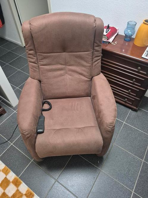Sta op stoel HUKLA, Huis en Inrichting, Fauteuils, Zo goed als nieuw, 75 tot 100 cm, Ophalen