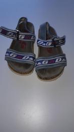 Leuke slippers maat 25, Gebruikt, Overige typen, Ophalen of Verzenden, Jongen