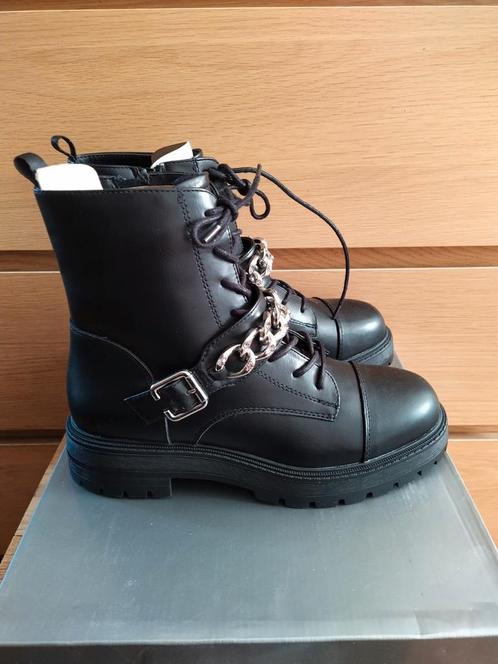 Nieuwe laarsjes. Schoenen. Zwart.
Oxmox. Maat 40., Kleding | Dames, Schoenen, Zo goed als nieuw, Zwart, Ophalen of Verzenden