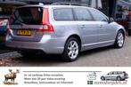 Volvo V70 2.0 D4 181 pk Aut. Nordic+, Leer, Xenon, Trekhaak, 4 cilinders, Diesel, 22 km/l, Zilver of Grijs